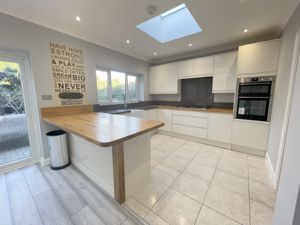 Photo 28- click for photo gallery